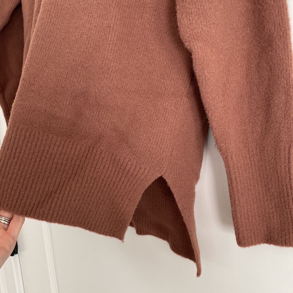 Abercrombie And Fitch Soft A&F Luxeloft Sweater - image 4